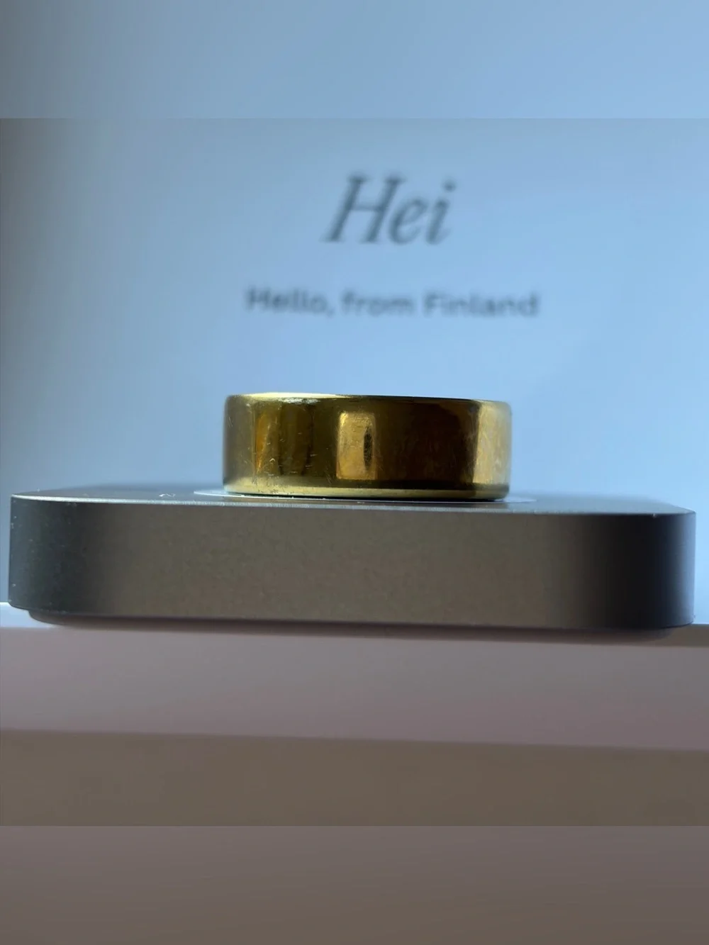 Oura Ring 4 Gold size 8